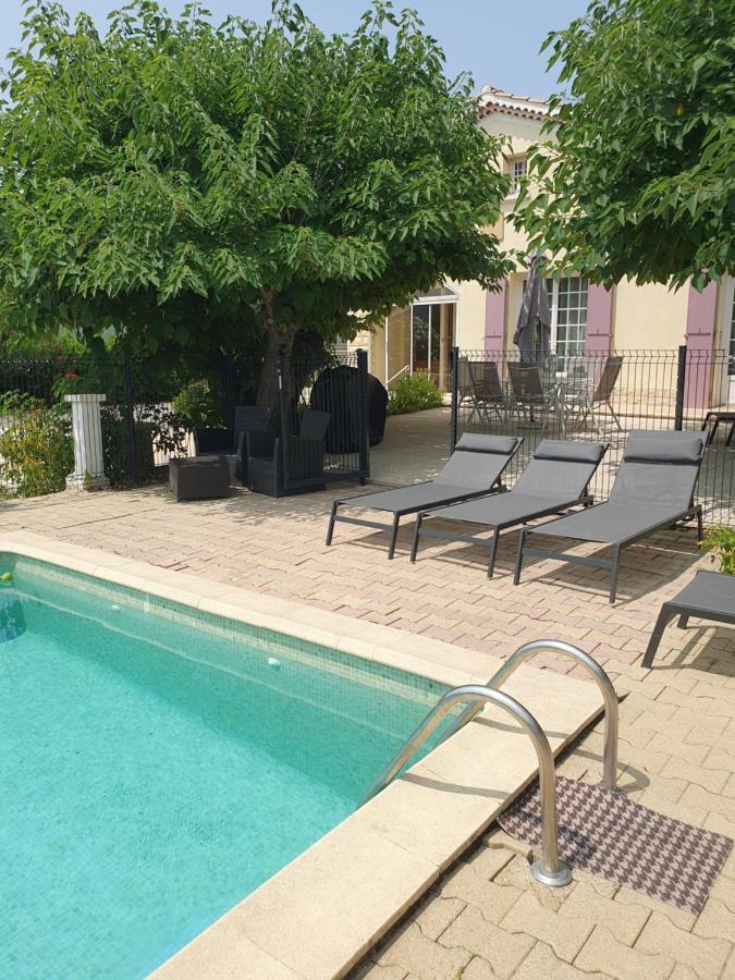 Gesinacris Avec Piscine Camaret-sur-Aigues